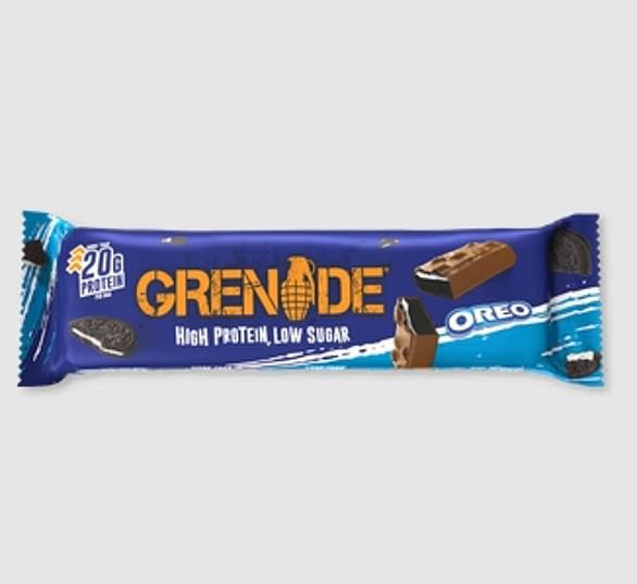 Батончик Oreo Grenade з високим вмістом білка, який продається в Holland & Barrett, пройшов ультраобробку та рекламується як ідеальна закуска «на ходу».