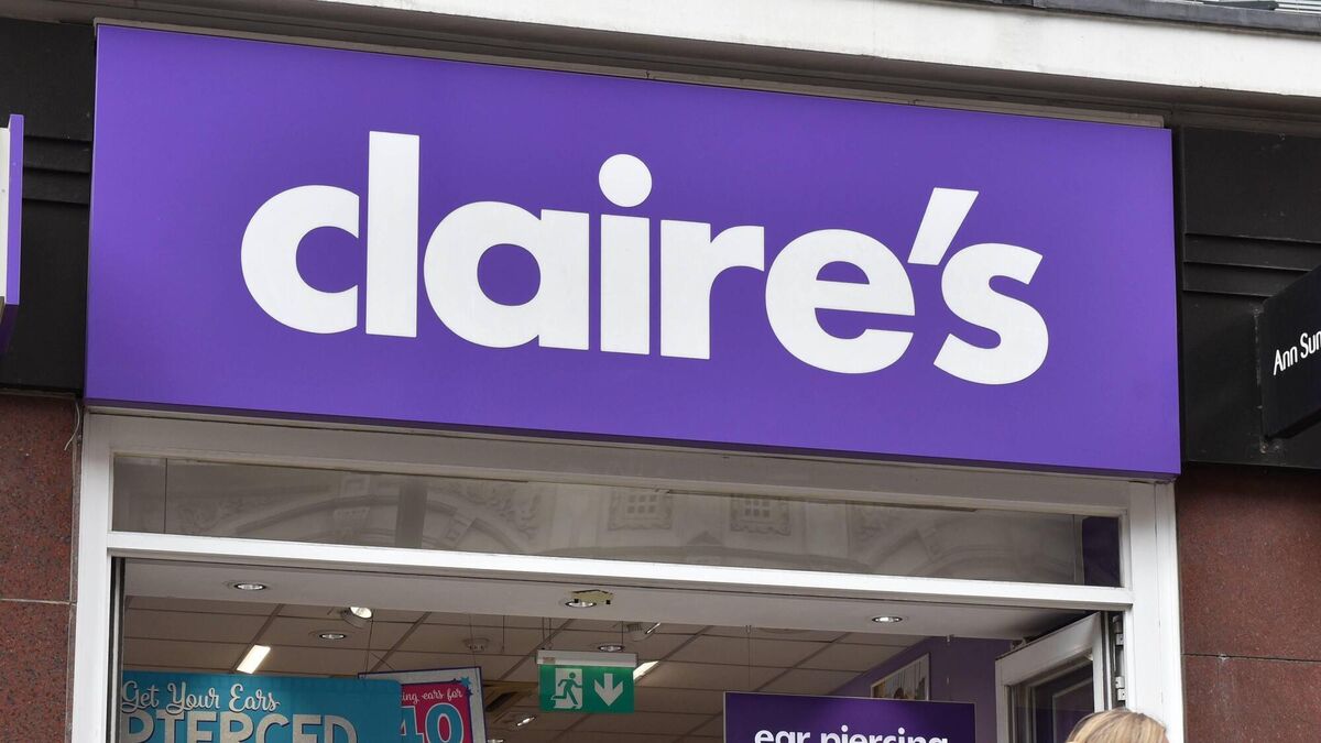 Claires закриває всі магазини в Ірландії та Великій Британії, скоротивши 1300 працівників.